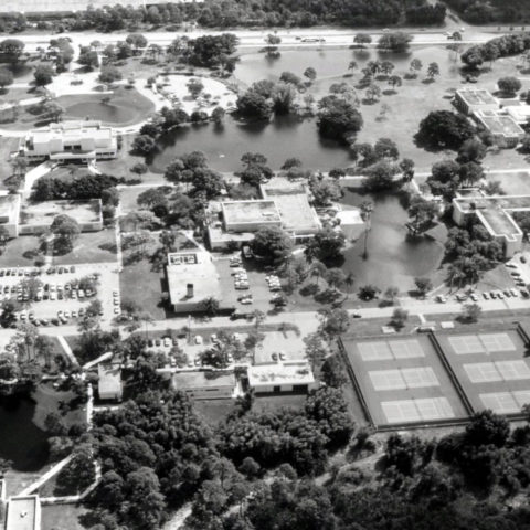 Overview of Lynn University campus in 1989.