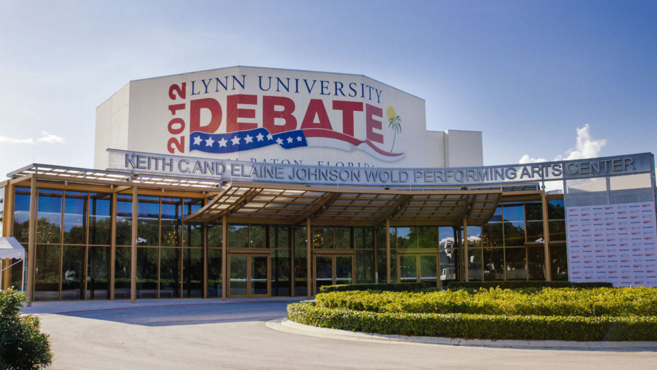 Political science majors received in-depth political knowledge at the Lynn hosted. 2012 Presidential Debate.